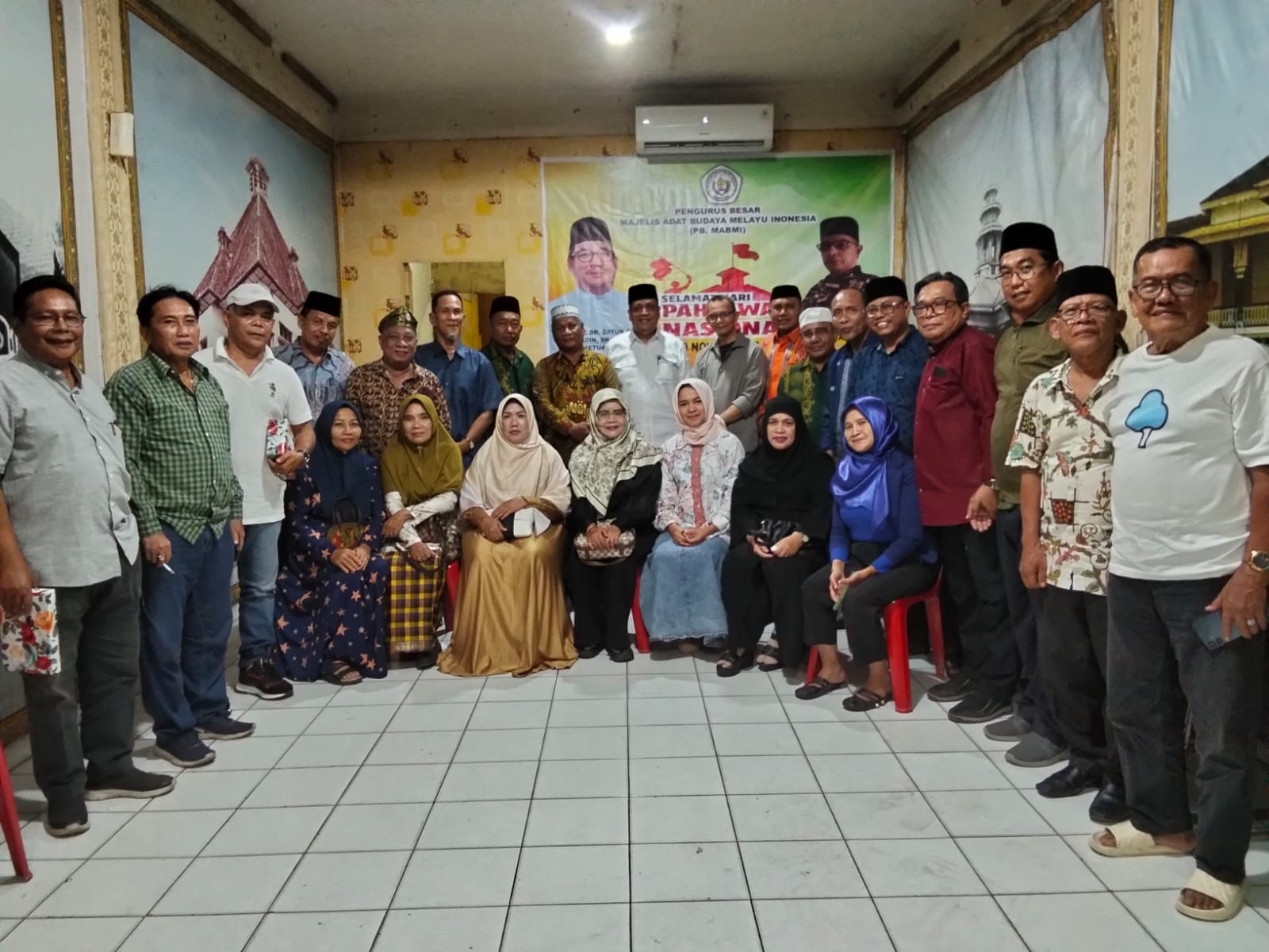 PB MABMI Semarakkan Peringatan Hari Pahlawan 2025 dengan Lomba Kartu Gembira dan Dam Batu, Datuk Chairul dan Syahdan Juara